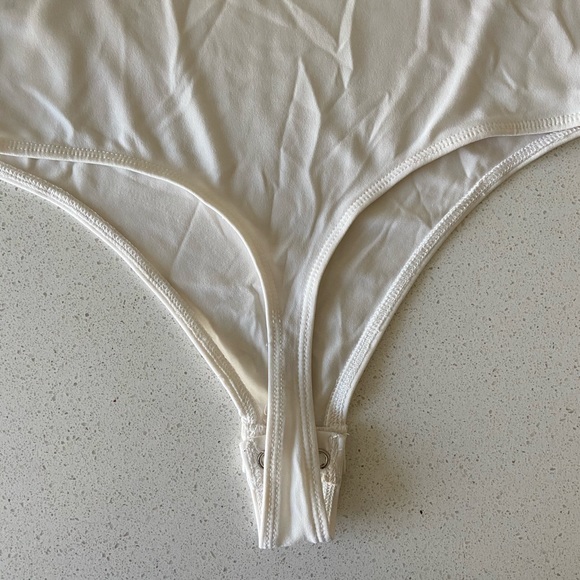 Express white bodysuit - Picture 7 of 7